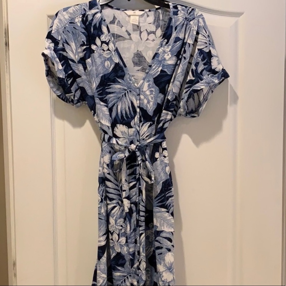 NWT H&M Blue Linen Tropical Floral Tie Dress XS - Picture 3 of 9